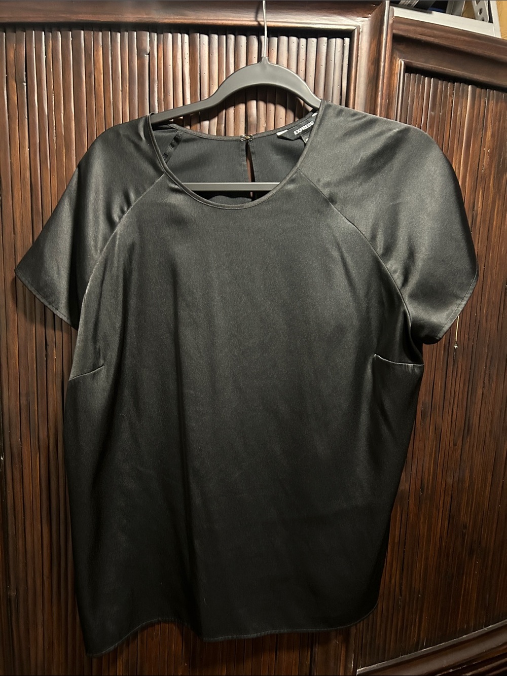 Express Black Short-Sleeve Tunic Top